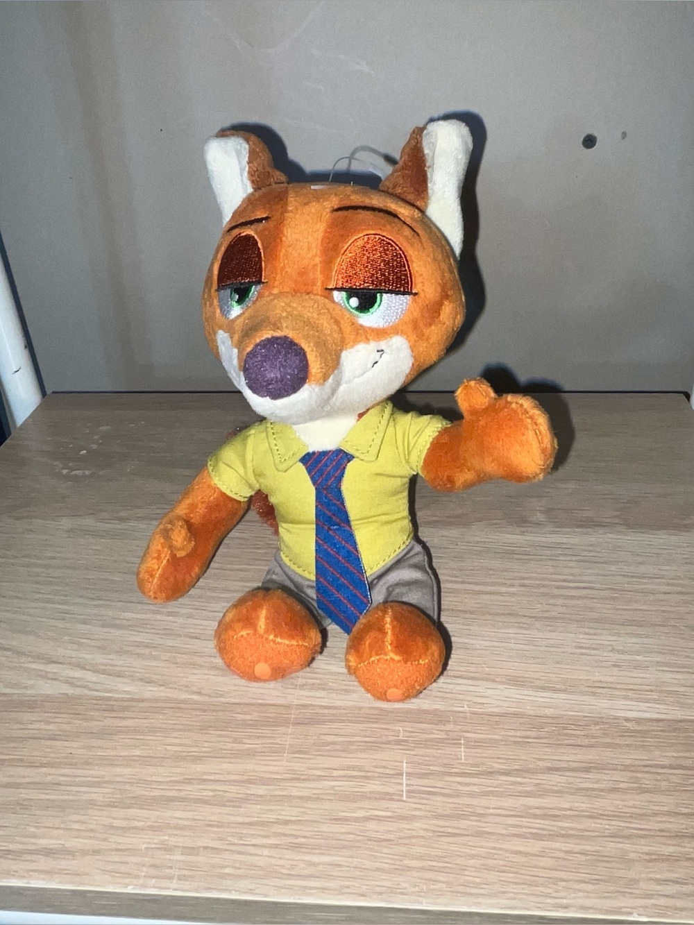 Disney Zootopia Fox Nick Wilde Tomy Small Plush and Beans 7"